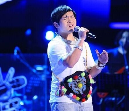 中国好声音第一季选手哈尼族小王子李维真超市