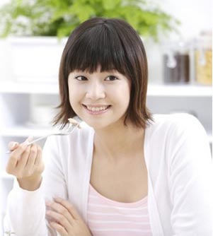 不同年龄段的女性应该如何补充营养-3158餐饮