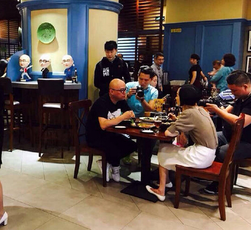 孟非请鲁豫去自家餐馆吃面 看样子孟非小面好吃的很-3158餐饮网