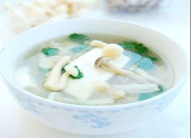 白玉菇汤的做法 白玉菇汤的功效
