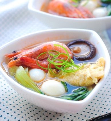 清香扑鼻的鲜虾蛋饺汤的做法