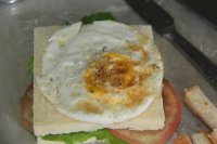 火腿蛋三明治