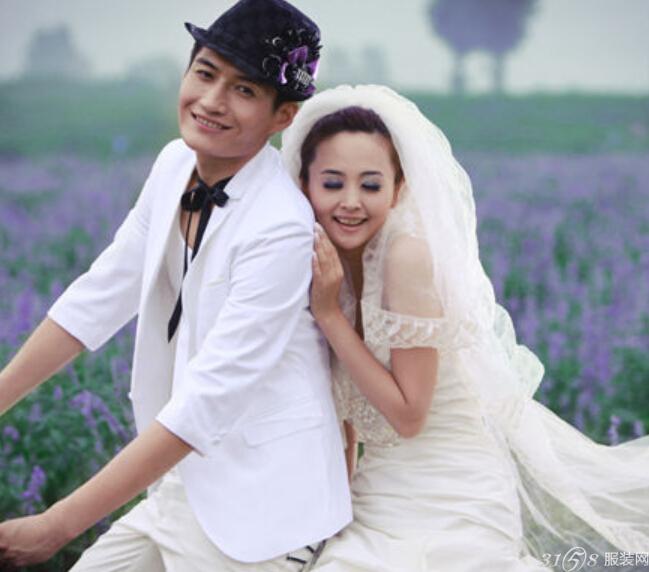 配婚纱照的唯美英文_婚纱照图片唯美(2)