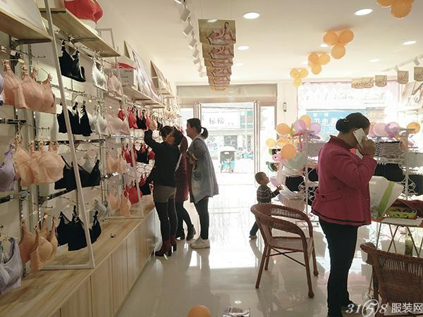 闺秘内衣品牌魅力无限,河南又有一家新店开业