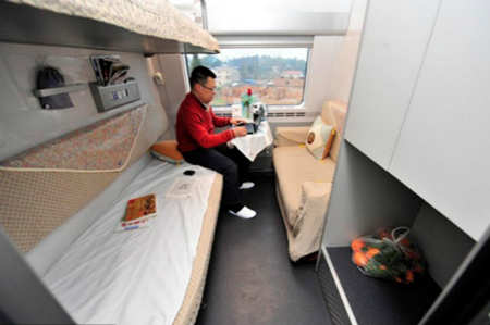 2015年郑州开通2列动卧车 可看电视享免费晚