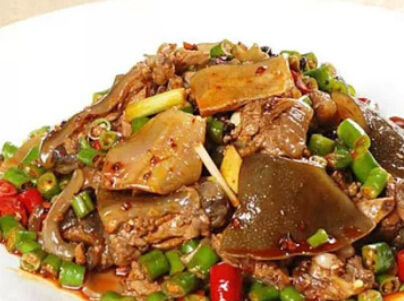 【特色菜】青椒焖甲鱼怎么做?青椒焖甲鱼的做法