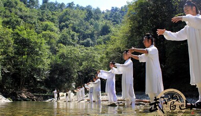 攻略攻略>游记美景武当山仲夏游,好吃,好看,又好玩!ios手游熊蛮人美食图片