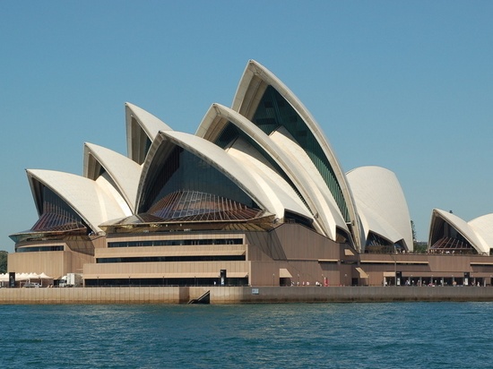 >  美景美食 > 江苏海安野生悉尼歌剧院  悉尼歌剧院是世界知名建筑