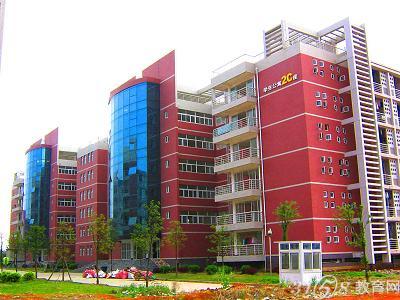 武汉纺织大学外经贸学院地址 学费 宿舍 路线及邮编简介