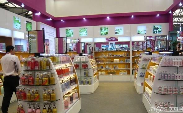 新手开化妆品店 三种高效招聘渠道需了解-315