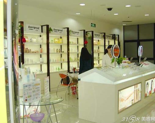 ea2d7f6cb702025fdab058de71f6533e.jpg