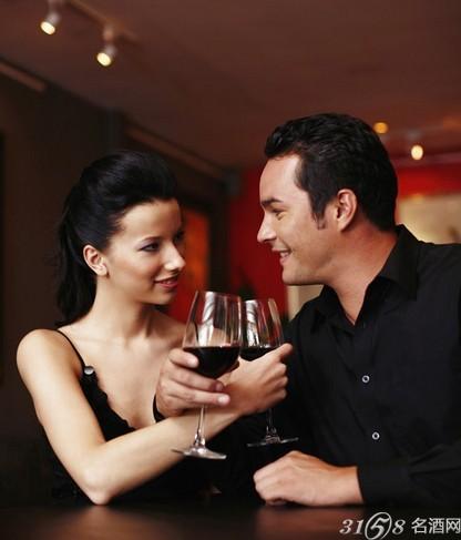 女人喝葡萄酒的好处之美容养颜-酒文化-养生-3