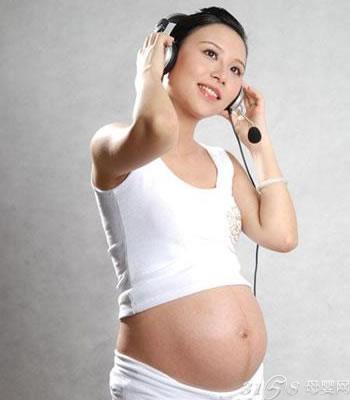 怀孕十六周 胎儿发育成为小梨子