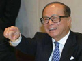 介绍李嘉诚怎么创业的投资逻辑？