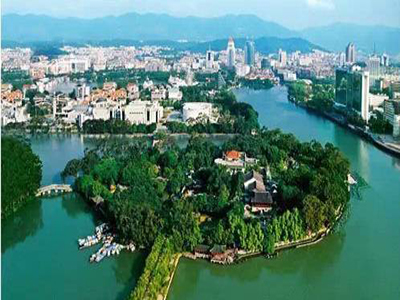 杭州g20峰会主会场在杭州的哪个位置?