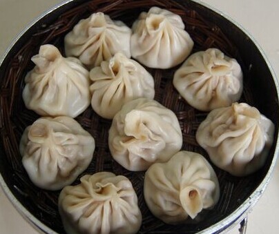 四川美食 >  好吃嘴 > 金陵名小吃南京特味灌汤包  连日来的高温让