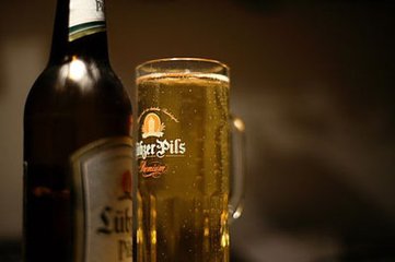 比尔森啤酒口味醇爽-美酒-啤酒-3158名酒网