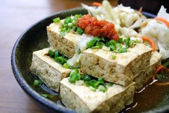 臭豆腐口味独特美味爽口