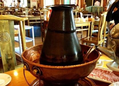 牛街聚宝源火锅店 吃饭娱乐的不二选择-舌尖上的商机