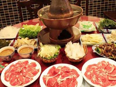 涮羊肉火锅图片_WWW.66152.COM