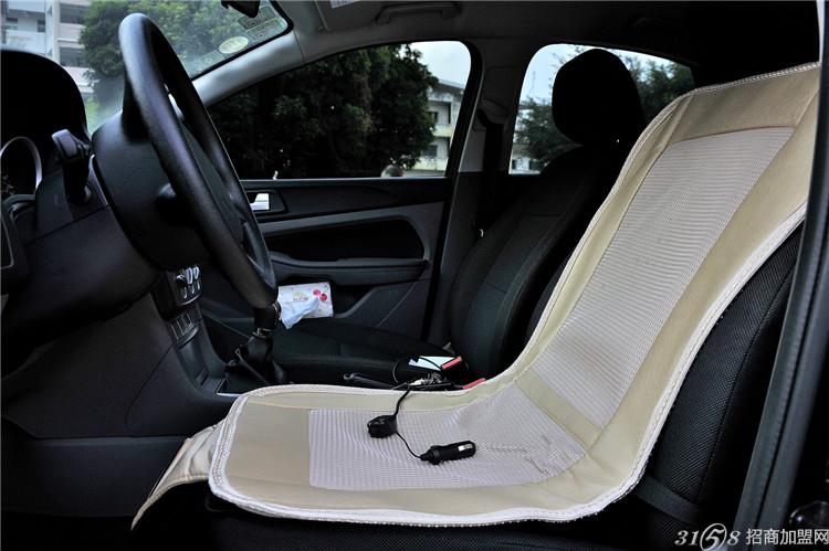 私家车数量增多 冰车冰座最赚钱