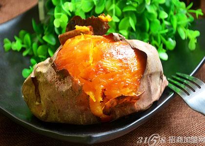 泉城烤薯特色小吃 美味难以抵挡