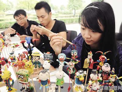 导读:国家鼓励大学生休学创业,这一政策出发点还是比较好.图片