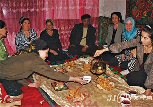 独特的维吾尔族香茶文化