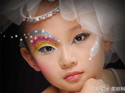 六一儿童节给小孩化妆 儿童节小朋友化妆图片