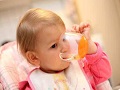宝宝不喝水应该怎么应对?