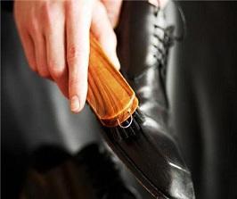 专业修鞋 3c31c35f20ce7c100e12b57acb640ef0.jpg