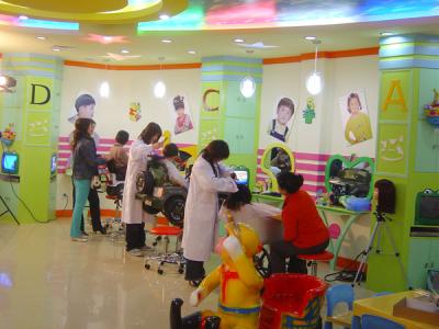 小儿廊儿童理发店总部在哪?