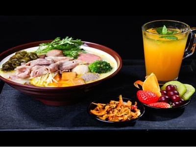 销量好的酸辣粉 c8c18fdea2f220de525d4919564c59cb.jpg