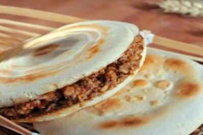 小县城开什么小吃店比较有市场 悠卷特色创业