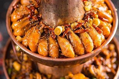 花龙阵炭*牛蛙 美味营养市场好 花龙阵炭*牛蛙 美味营养市场好