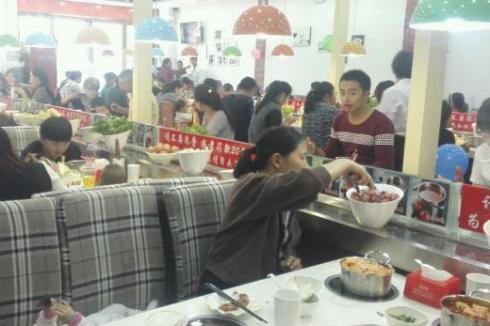 现在年轻人自己做什么能挣* 现在年轻人自己做什么能挣*