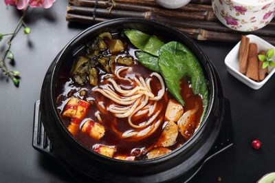 俏阿瑶过桥米线加盟好吗 俏阿瑶过桥米线加盟好吗