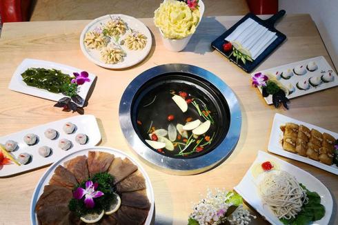 腩潮鲜牛腩*锅开加盟店需要准备什么 腩潮鲜牛腩*锅开加盟店需要准备什么