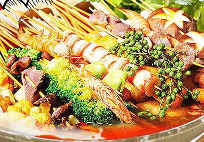 开麻辣烫加盟店需要什么样的条件 勾馋麻辣烫告诉您 开麻辣烫加盟店需要什么样的条件 勾馋麻辣烫告诉您