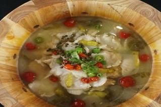 開噴泉魚*鍋加盟店有啥費用 開噴泉魚*鍋加盟店有啥費用