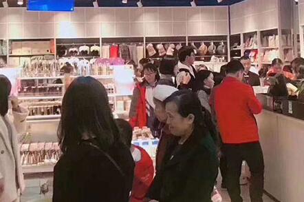 開時尚百貨店需要注意哪些 如何開一家時尚百貨店 開時尚百貨店需要注意哪些 如何開一家時尚百貨店