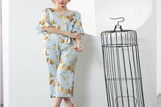广州女服装品牌有哪些 一二线品牌女装排行榜 广州女服装品牌有哪些 一二线品牌女装排行榜