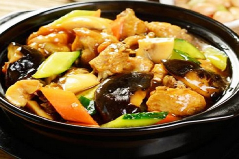 巧仙婆砂锅焖鱼饭快餐 巧仙婆砂锅焖鱼饭快餐