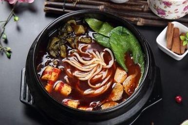 餐饮加盟开店 俏阿瑶过桥米线受关注 餐饮加盟开店 俏阿瑶过桥米线受关注