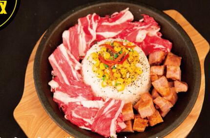 今年小生意 9秒拌鐵板飯 今年小生意 9秒拌鐵板飯