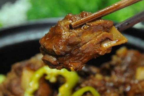 开个面馆挣*吗 久焖提督私房牛肉面馆收益好 开个面馆挣*吗 久焖提督私房牛肉面馆收益好