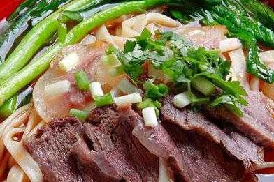 在武汉开一家牛肉面馆怎么样 一共要投资多少* 在武汉开一家牛肉面馆怎么样 一共要投资多少*