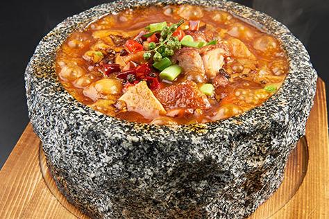 鮮饞后飽泡泡雞加盟提供石鍋設備嗎 鮮饞后飽泡泡雞加盟提供石鍋設備嗎