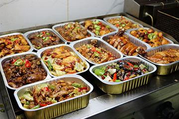 校園餐飲怎樣 辣悟四寶讓學生胃口大開 校園餐飲怎樣 辣悟四寶讓學生胃口大開