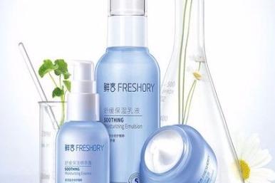 护肤品店**的营业额有多少 除去成本能*多少 护肤品店**的营业额有多少 除去成本能*多少